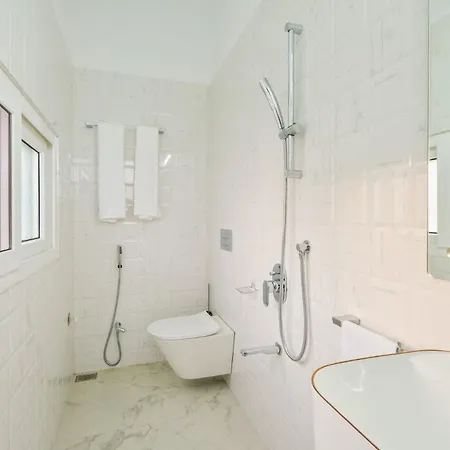 Stayvista At The Ganga House - Holy River Varanasi Exterior photo
