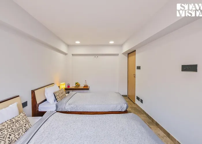 Stayvista At The Ganga House - Holy River Varanasi