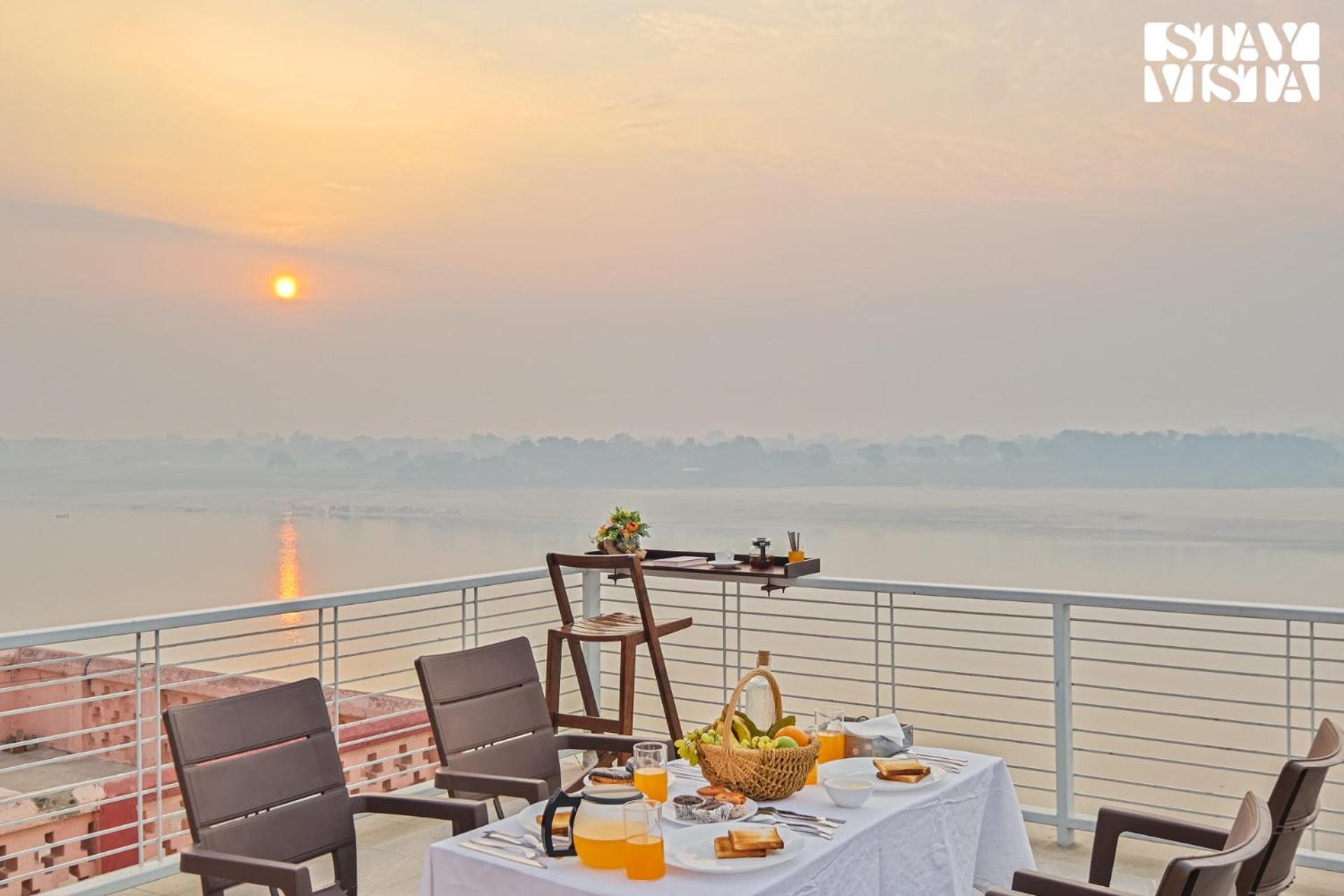Stayvista At The Ganga House - Holy River