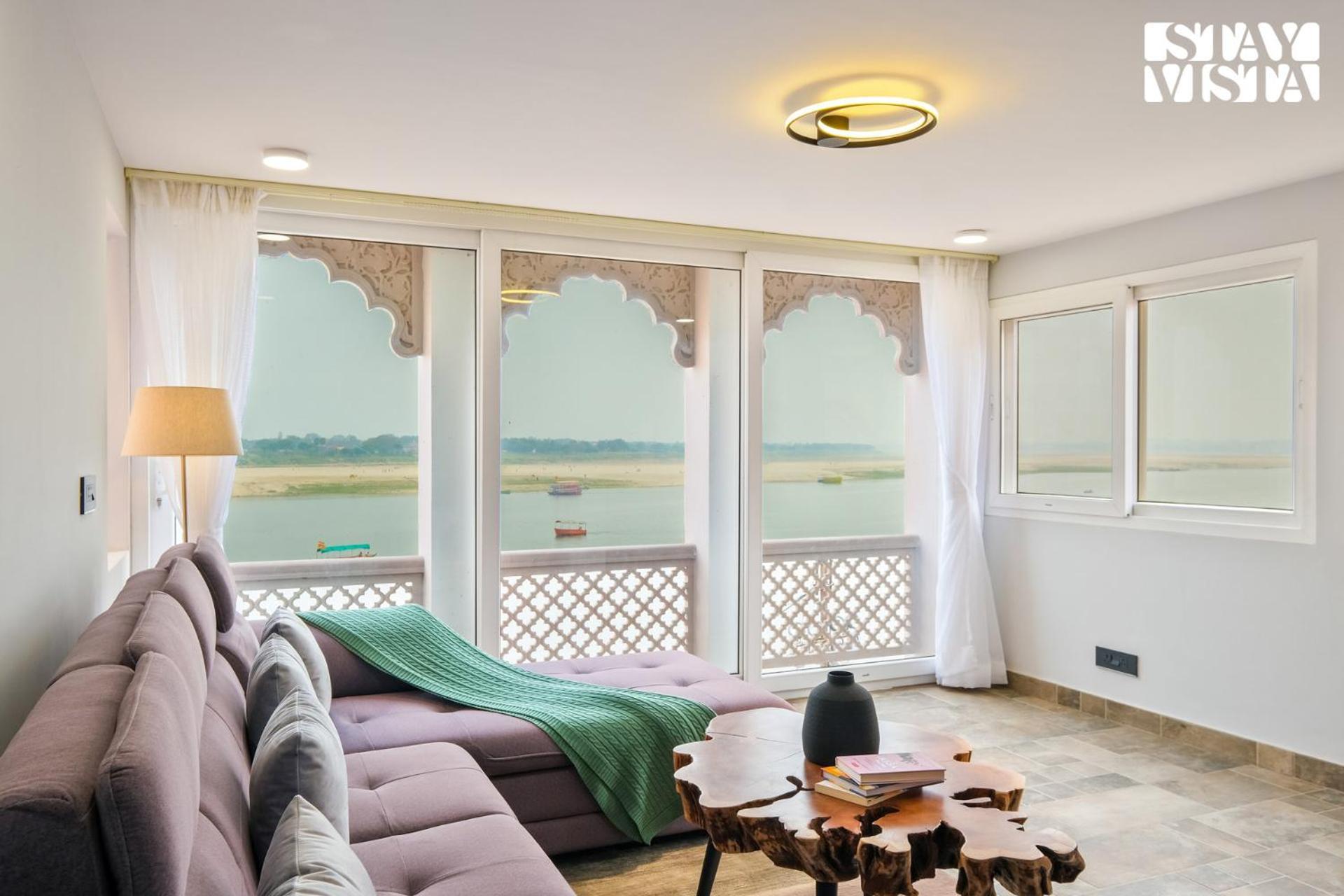 Stayvista At The Ganga House - Holy River * Varanasi